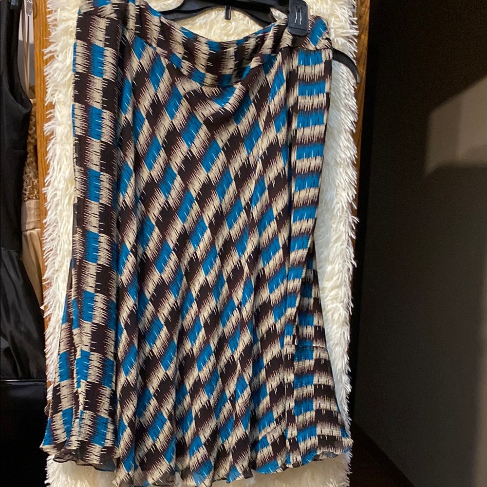 Jones NY Collection Women’s Teal/Brown/Cream Colored Flared Skirt. Size 14W